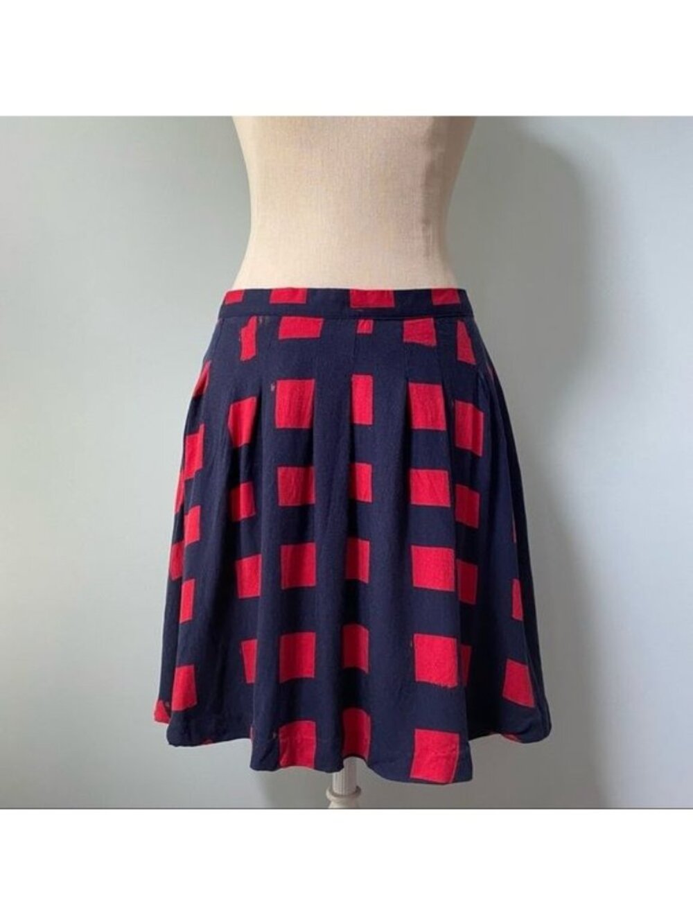 Gap Flowy Red Navy Square Skirt